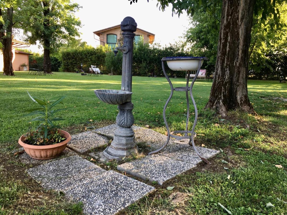 Societa Agricola Le More Agriturismo La Dondina Budrio  Bagian luar foto